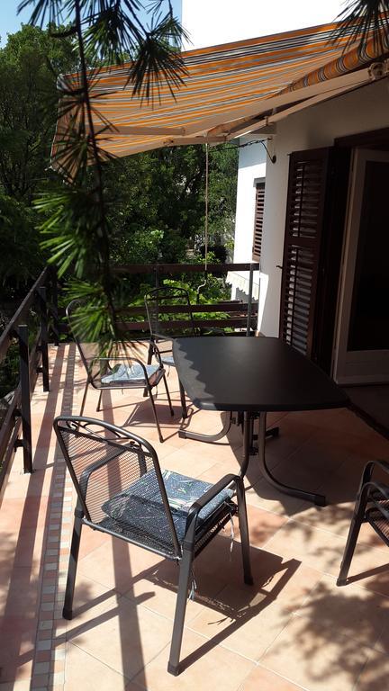 Holiday Home Luznar Klenovica Luaran gambar